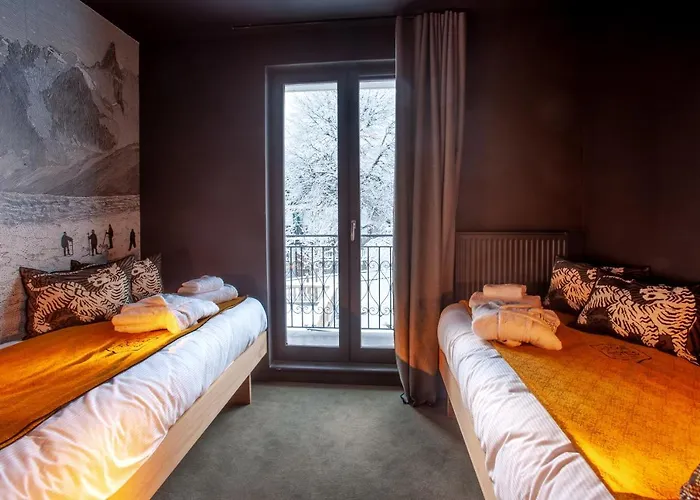 Hotel La Folie Douce 4*