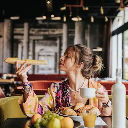 La Folie Douce Hotell